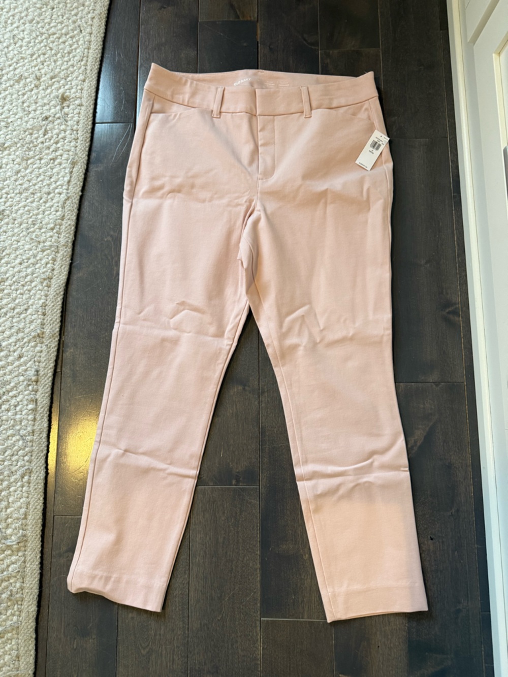 Old Navy pixie Pants NWT